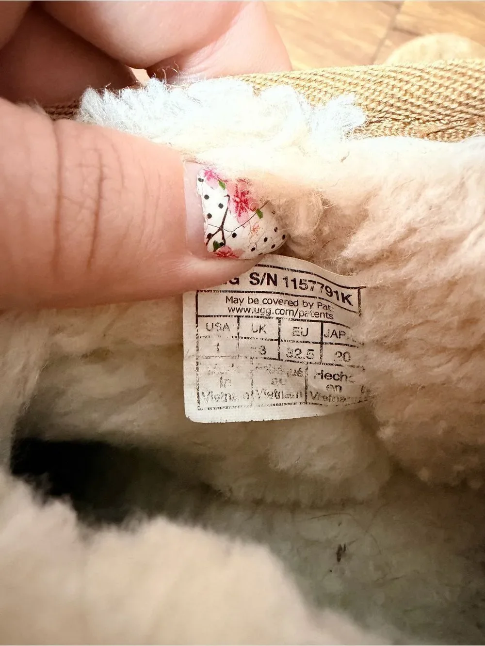 UGG girls youth